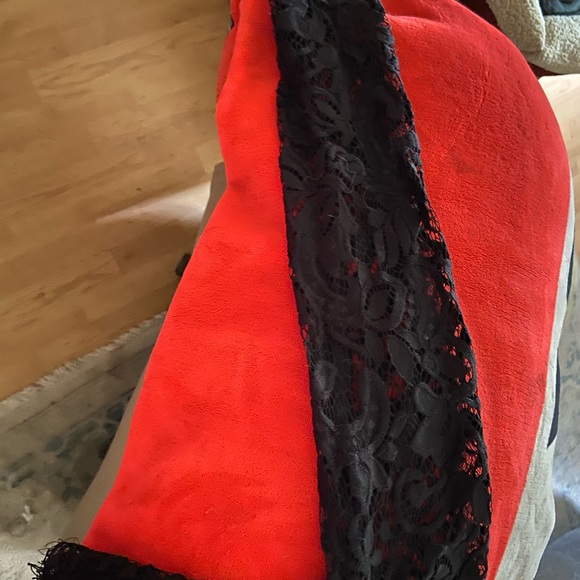 Lace crop top - Picture 3 of 4